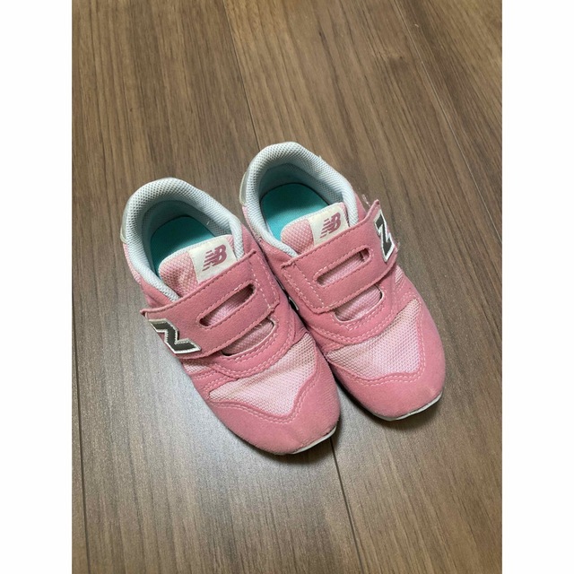 New Balance(ニューバランス)のNew Balance ニューバランス　スニーカー　16.5cm ピンク キッズ/ベビー/マタニティのキッズ靴/シューズ(15cm~)(スニーカー)の商品写真