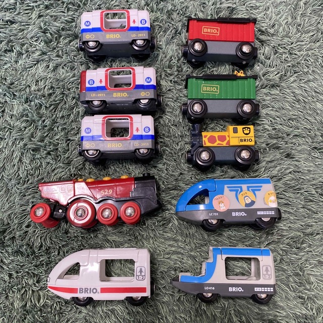 素晴らしい価格 BRIO ブリオ 木製 電車 レール ドール 動物大量セット
