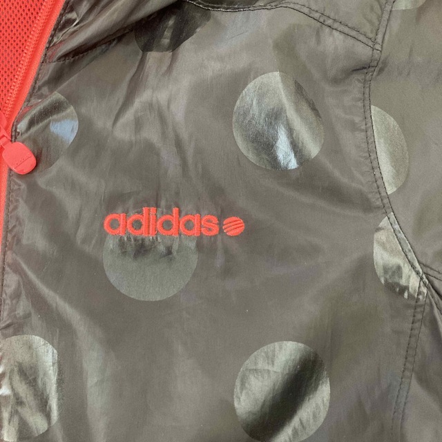 adidas(アディダス)のアディダスウィンドブレーカーお値下げ レディースのジャケット/アウター(ナイロンジャケット)の商品写真