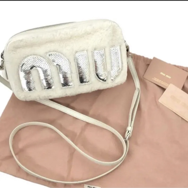 MIUMIU スパンコール ファー ショルダーバッグ-