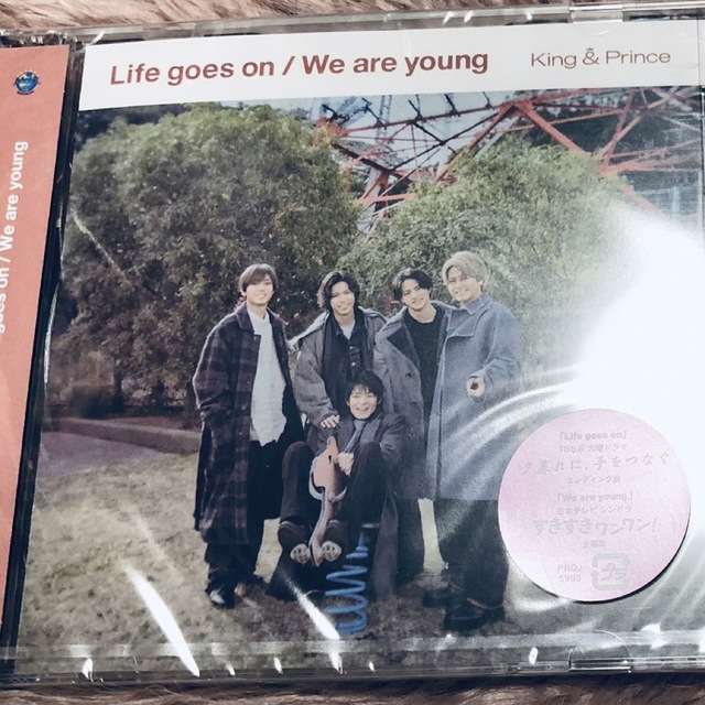 Life goes on We are young』Dear Tiara盤 Life goes on We are young Dear Tiara盤
