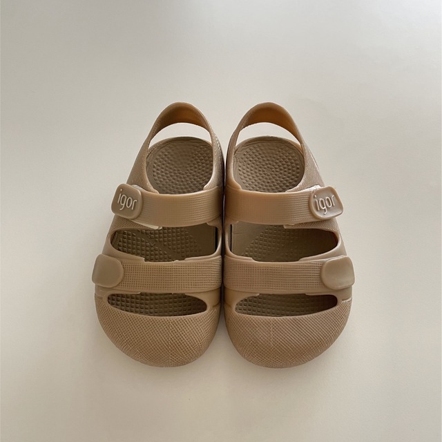 igor(イゴール)の※ぷぷ様専用【igor】BONDI SANDAL SOLID ベージュ20 キッズ/ベビー/マタニティのベビー靴/シューズ(~14cm)(サンダル)の商品写真