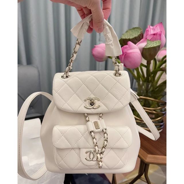 CHANEL  シャネル  バックパック