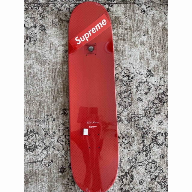 Supreme(シュプリーム)のSupreme Tonal Box Logo Skateboard  red スポーツ/アウトドアのスポーツ/アウトドア その他(スケートボード)の商品写真