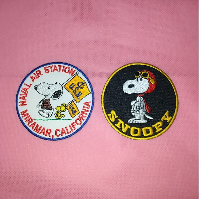 SNOOPY(スヌーピー)のスヌーピー ワッペン 2セット ハンドメイドの素材/材料(各種パーツ)の商品写真