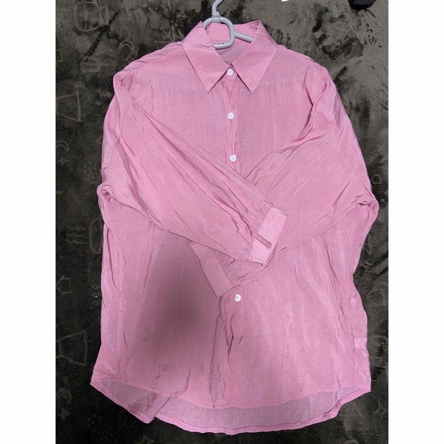 シャツ　ピンク レディースのトップス(シャツ/ブラウス(長袖/七分))の商品写真