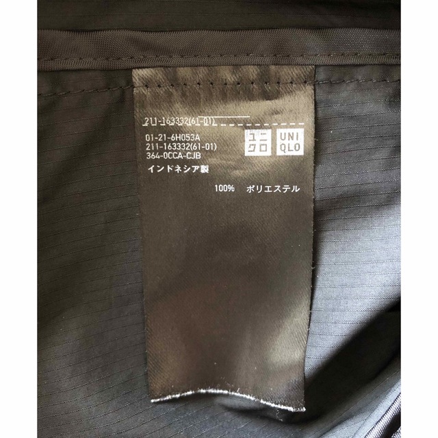 UNIQLO(ユニクロ)のユニクロ　ナイロンパーカー　サイズL   ブラック🖤 レディースのトップス(パーカー)の商品写真