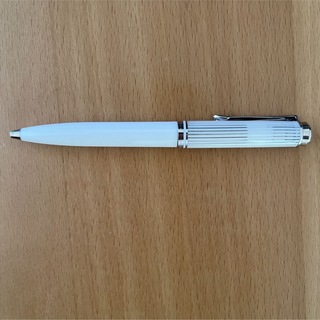 ペリカン(Pelikan)のボールペン ペリカン Pelikan スーベレーン K605 ホワイトストライプ(ペン/マーカー)