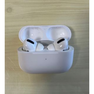 アップル(Apple)のAirPods Pro ノイズキャンセリング付完全ワイヤレスイヤホン(ヘッドフォン/イヤフォン)