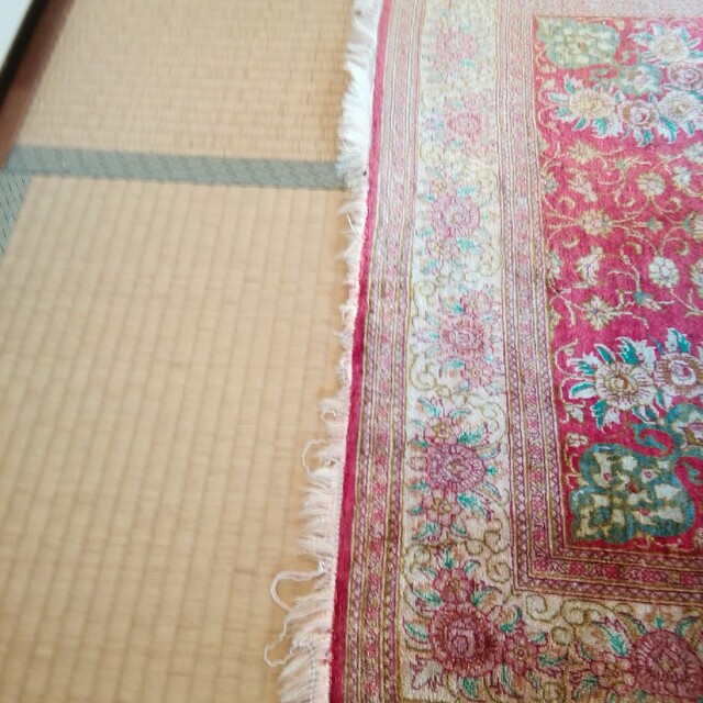 クム産　シルクペルシャ絨毯 2
