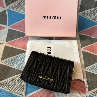 miumiu - 極美品⭐︎ミュウミュウ 三つ折り財布 ラウンド マトラッセ ...