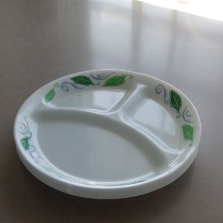 コレール(CORELLE)のCORELLE コレール ランチプレート リーフ柄(食器)