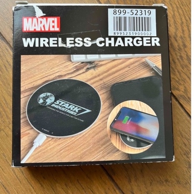 MARVEL(マーベル)の新品 ＭＡＲＶＥＬ／モバイルワイヤレス充電器  スマホ/家電/カメラのスマートフォン/携帯電話(バッテリー/充電器)の商品写真