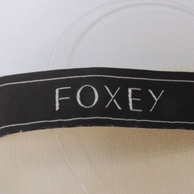 FOXEY(フォクシー)の美品 FOXEY フォクシー 28313 Vネックニット 1点 ホワイト 38 アクリル他 レディース AY3283A61  レディースのトップス(その他)の商品写真