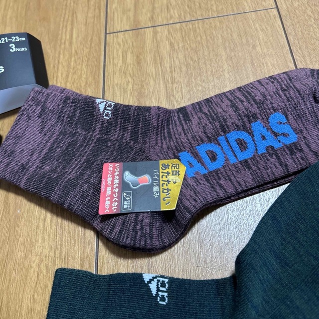 adidas(アディダス)のadidas 男児ソックス3足セット キッズ/ベビー/マタニティのこども用ファッション小物(靴下/タイツ)の商品写真