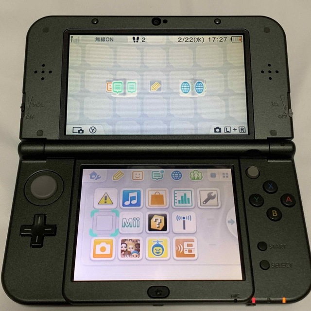 ニンテンドー3DS(ニンテンドー3DS)のNewニンテンドー3DS LL メタリックブラック 本体 エンタメ/ホビーのゲームソフト/ゲーム機本体(携帯用ゲーム機本体)の商品写真