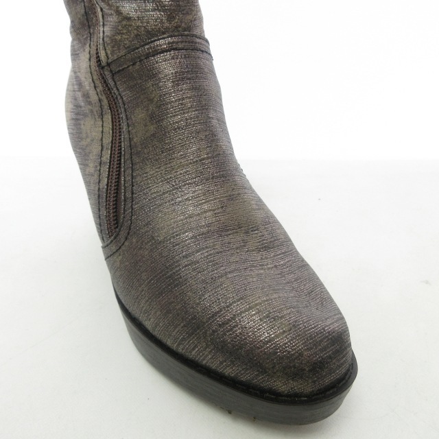 other(アザー)のBEAUFORT ショートブーツ 靴 ウェッジヒール サイドジップ 22.5 レディースの靴/シューズ(ブーツ)の商品写真