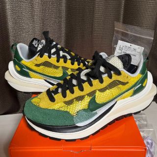 サカイ(sacai)のSACAI × NIKE VAPOR WAFFLE TOUR YELLOW(スニーカー)