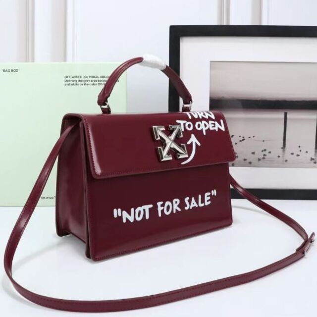 ☆大感謝セール】 OFF-WHITE - レザー製2WAYショルダーハンドバッグ