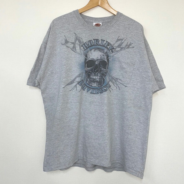 Hurley(ハーレー)のハーレーダビットソン HARLEY-DAVIDSON Tシャツ 半袖 ポケT 両面 プリント MADE IN USA サイズ：XL グレー×ブルー×イエロー 【中古】 メンズのトップス(Tシャツ/カットソー(半袖/袖なし))の商品写真