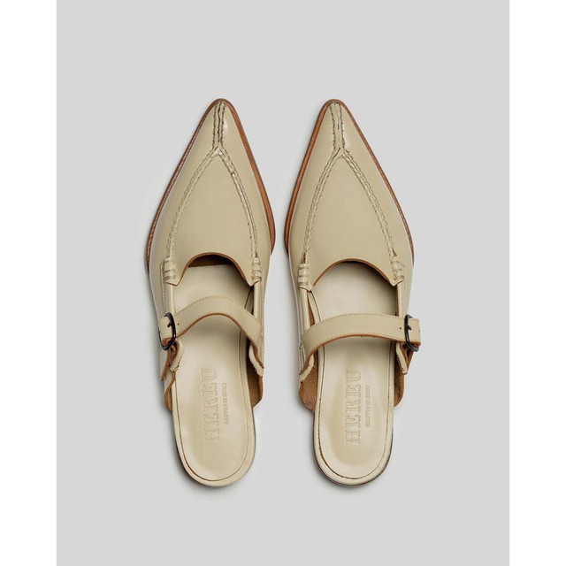 HEREU PUNTA ミュールローファー 大人気商品 49.0%割引 stockshoes.co