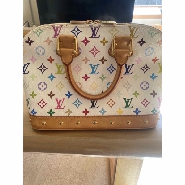 louis vuitton ルイヴィトン　alma アルマ　モノグラム