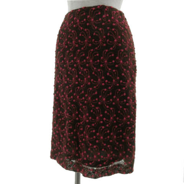 TOCCA(トッカ)のTOCCA スカート ニット ミディ丈 刺繍 総柄 USA製 茶 ピンク 2 レディースのスカート(ひざ丈スカート)の商品写真