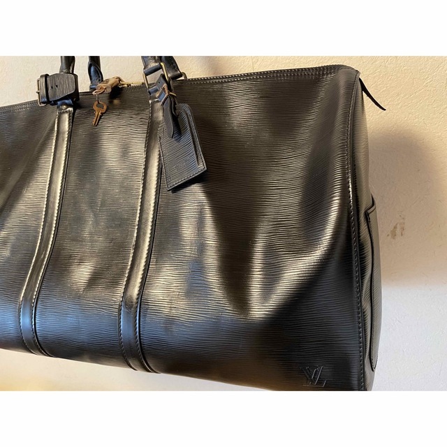 LOUIS VUITTON(ルイヴィトン)の美USED 正規品　ルイヴィトン　エピ　キーポル55　ボストン ノワール　黒 メンズのバッグ(ボストンバッグ)の商品写真