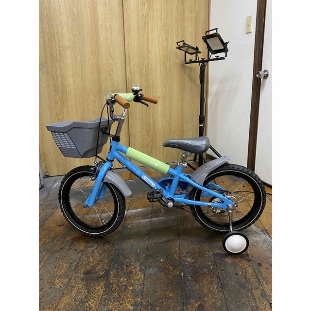 中古車　UNITE 46-81 　16インチ　幼児用　美品 スポーツ/アウトドアの自転車(自転車本体)の商品写真