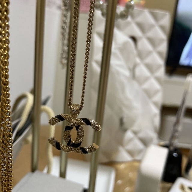 セール】 CHANEL - CHANELシャネルネックレスゴールドブラック本物