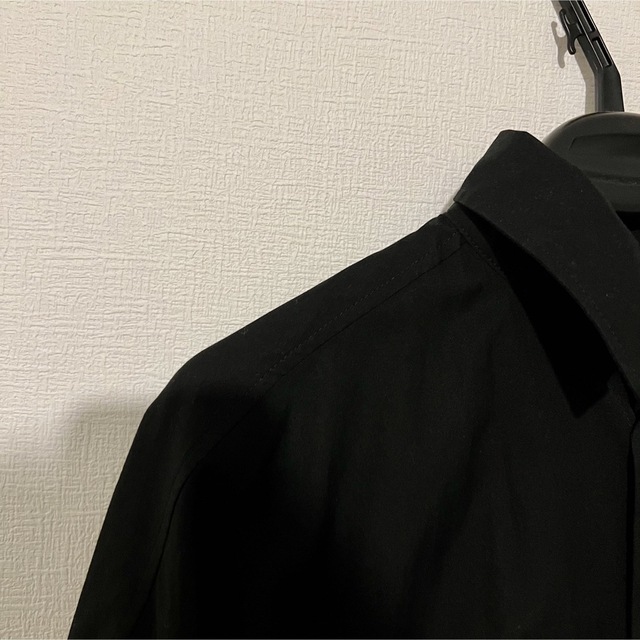 Yohji Yamamoto(ヨウジヤマモト)の【yohji yamamoto】ロングシャツ（編み込み） レディースのトップス(シャツ/ブラウス(長袖/七分))の商品写真