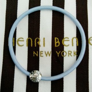 ヘンリベンデル(Henri Bendel)のHenribendel チャームつき ヘアゴム(ヘアゴム/シュシュ)