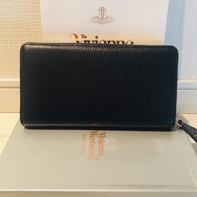 ヴィヴィアンウエストウッド 長財布 財布 ラウンドファスナー