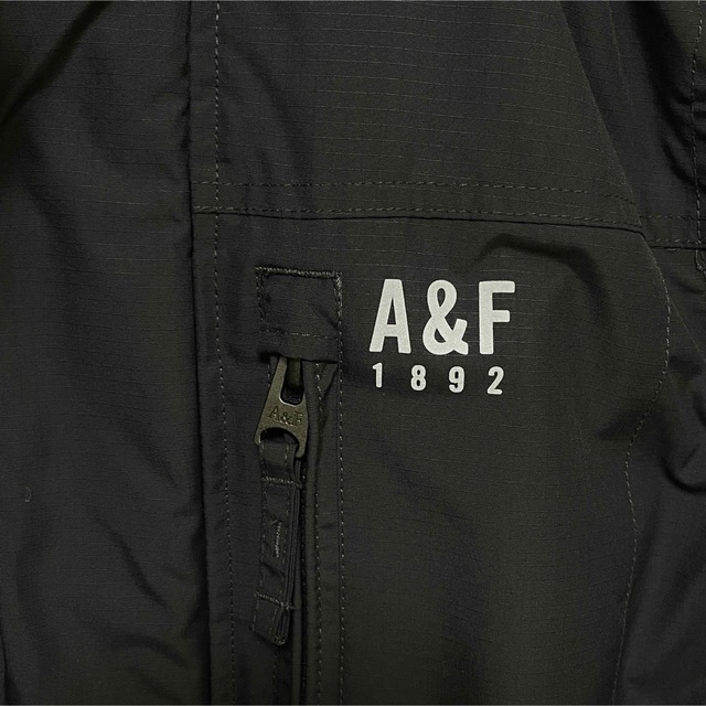 Abercrombie&Fitch(アバクロンビーアンドフィッチ)のAbercrombie アバクロ メンズ ジャケット ブラック メンズのジャケット/アウター(その他)の商品写真
