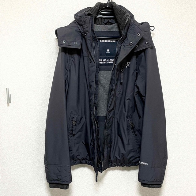 Abercrombie&Fitch(アバクロンビーアンドフィッチ)のAbercrombie アバクロ メンズ ジャケット ブラック メンズのジャケット/アウター(その他)の商品写真