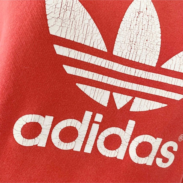 adidas(アディダス)のadidas ロゴスウェット  レディースのトップス(トレーナー/スウェット)の商品写真