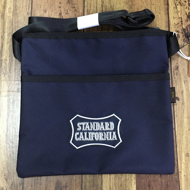 PORTER(ポーター)のPORTER × STANDARD CALIFORNIA サコッシュ ネイビー ポーター スタンダードカリフォルニア 吉田カバン【中古】【004】 メンズのバッグ(ショルダーバッグ)の商品写真