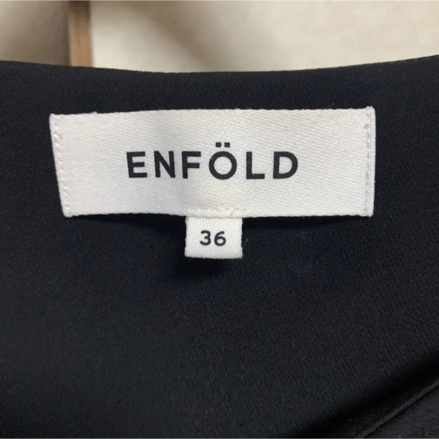 ENFOLD(エンフォルド)のエンフォルド ノースリーブ ワンピース 36 ブラック ENFOLD レディースのワンピース(ひざ丈ワンピース)の商品写真