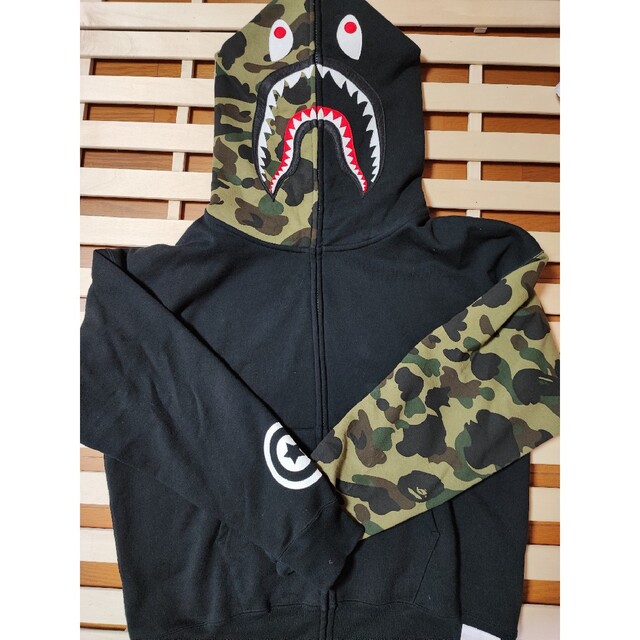 りゅうとさま専用a bathing ape アベイシングエイプ　シャークパーカー