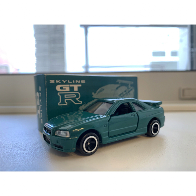 Takara Tomy(タカラトミー)のトミカ/SKYLINE GT-R BNR34/フォレストグリーン エンタメ/ホビーのおもちゃ/ぬいぐるみ(ミニカー)の商品写真