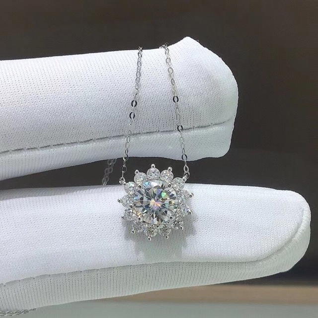 開店記念セール！ 【newカラー】1.0ct ハートモアサナイト ネックレス