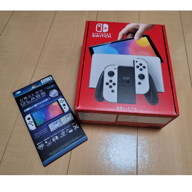 任天堂Nintendo Switch 有機ELモデル本体＋保護フィルム