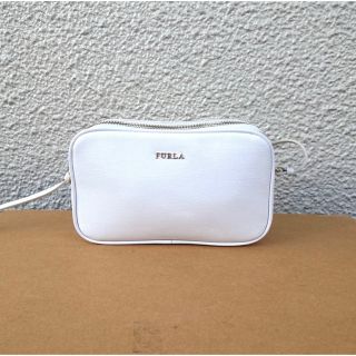 フルラ(Furla)のFURLA フルラ ショルダーバッグ　ホワイト　リリー LILLI(ショルダーバッグ)