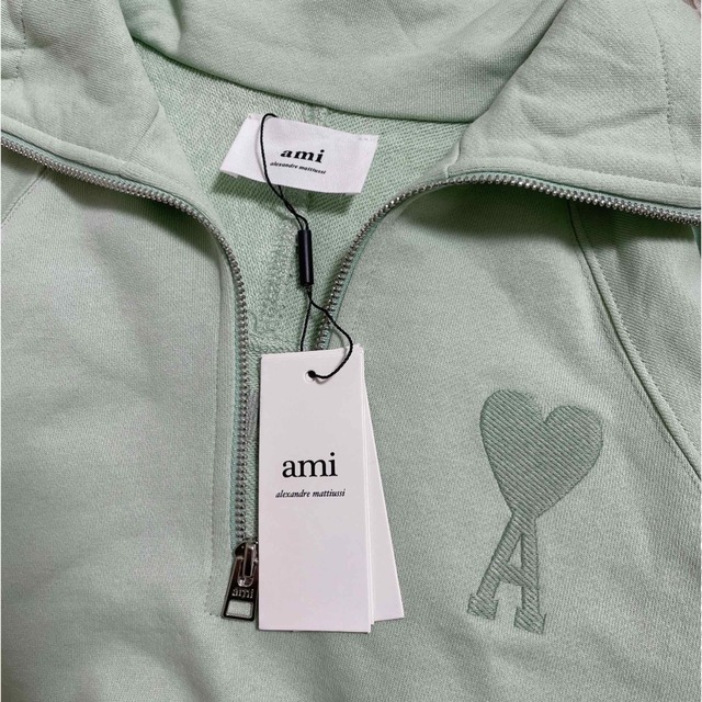 ami(アミ)のami paris アミパリス　ハーフジップ　スウェット レディースのトップス(トレーナー/スウェット)の商品写真