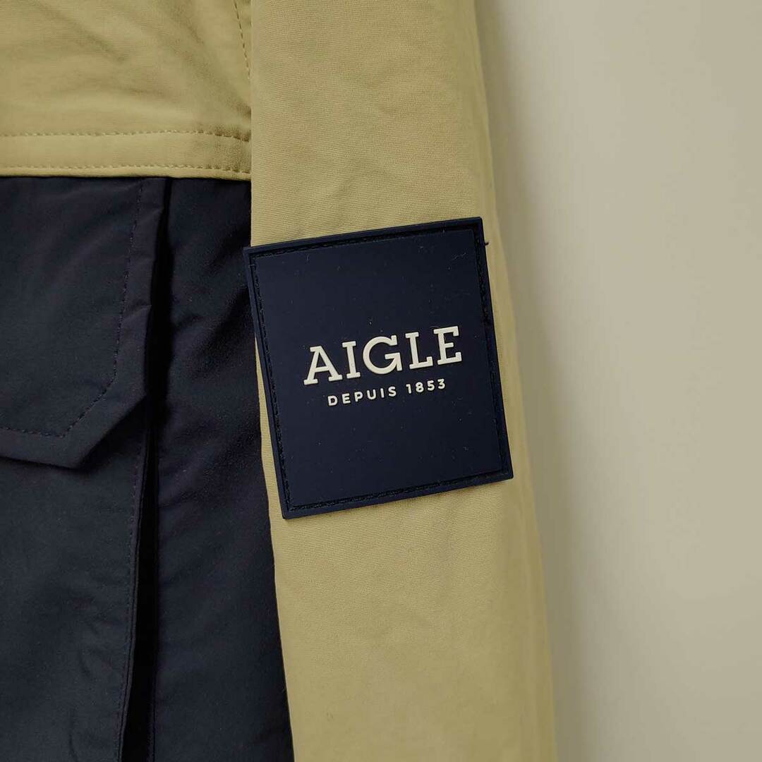 AIGLE(エーグル)の【未使用】エーグル 撥水 トレフコン コンパクトジャケット L ベージュ ZBHK549 メンズ AIGLE スポーツ/アウトドアのスノーボード(ウエア/装備)の商品写真