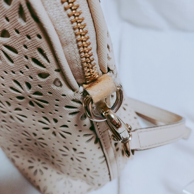 ケイトスペード kate spadeバンチングフラワーショルダーバッグ ... ★レア・極美品★ケイトスペード 2way ショルダーバッグ お菓子の家 家型