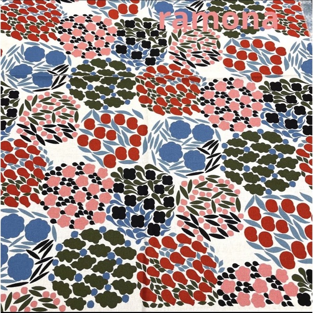 marimekko(マリメッコ)の⭐️キープ 廃番レア マリメッコ 生地 ヴァスキナ 伊勢丹限定カラー ハンドメイドの素材/材料(生地/糸)の商品写真