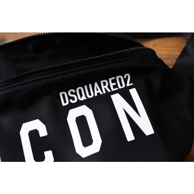 MN AB0011 近年モデル 美品 DSQUARED2 ディースクエアード