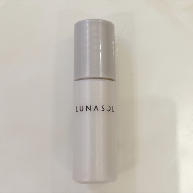 LUNASOL(ルナソル)のルナソル　フラットスキンプライマー　サンプル コスメ/美容のベースメイク/化粧品(化粧下地)の商品写真