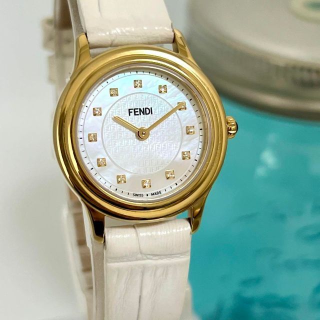 10 FENDI フェンディ時計 レディース腕時計 箱付き シェル 美品 人気